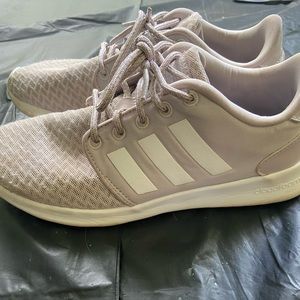 Adidas cloud foam shoes